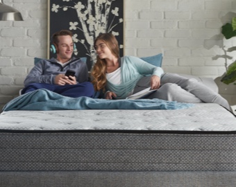 Colina Metal Bed